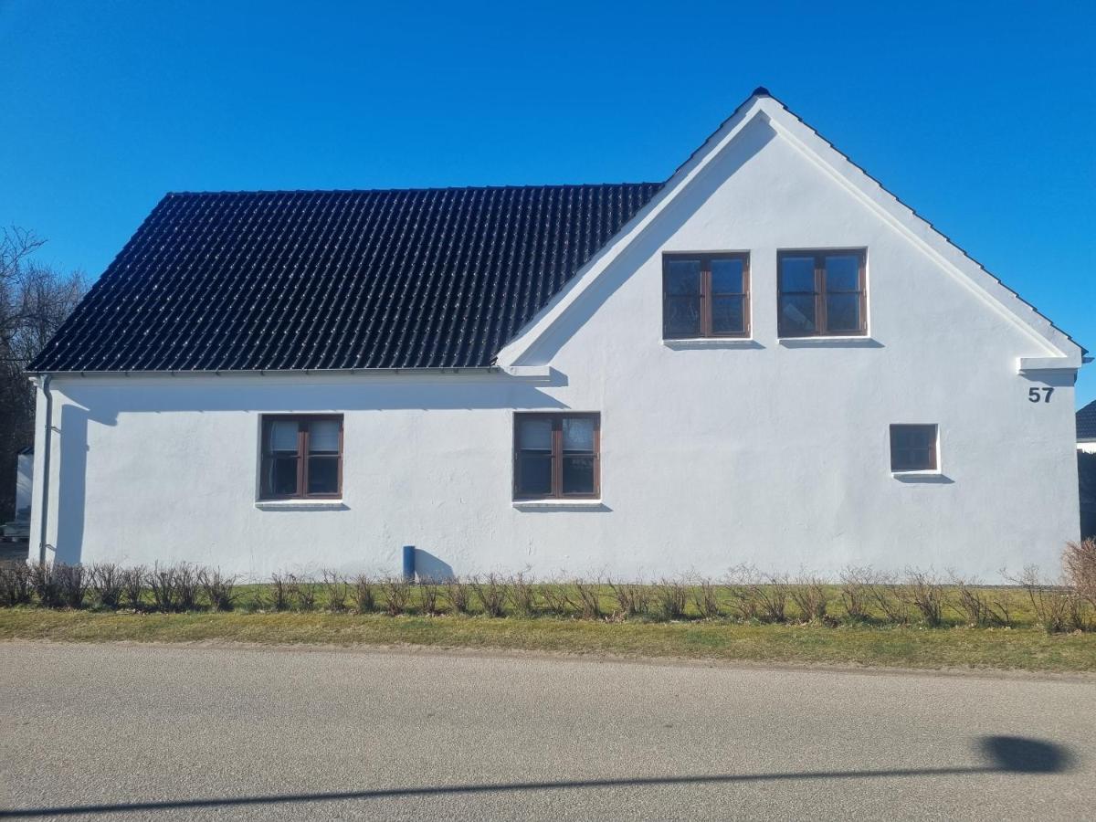 Elling Bed & Breakfast Фредеріксгавн Екстер'єр фото
